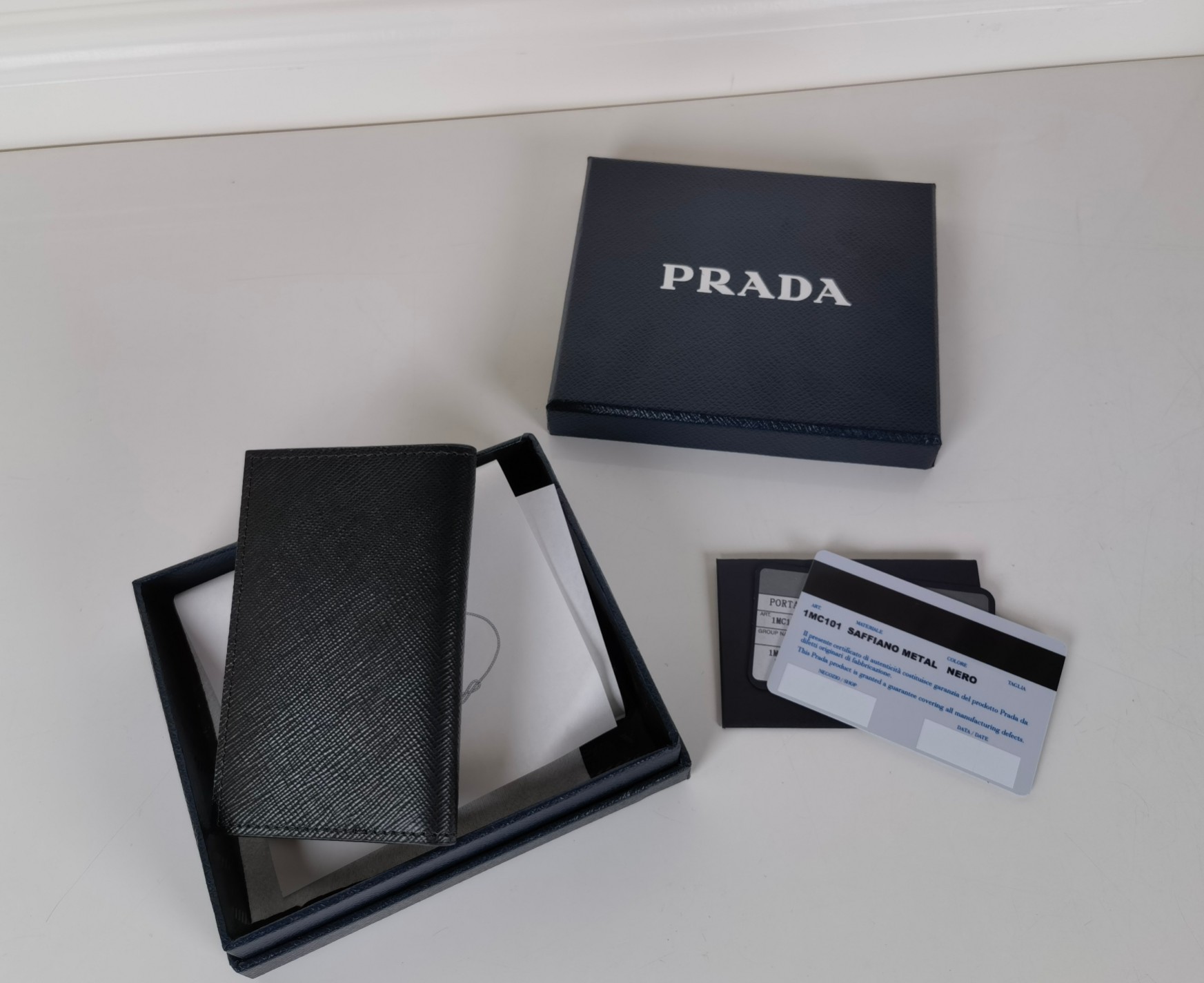 Prada Card Holder Size 11*7cm