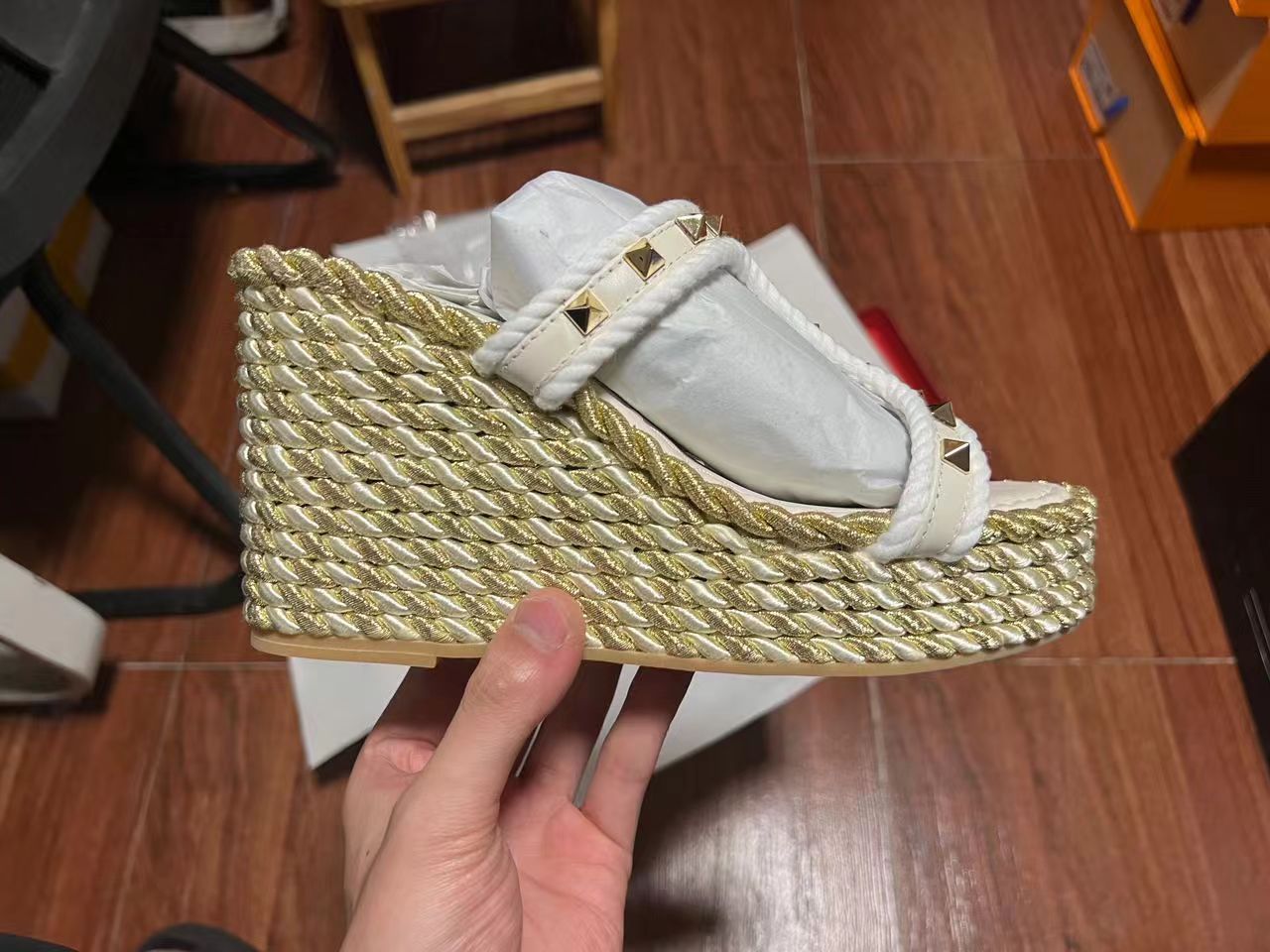 Valentino Women Slippers Szie 38