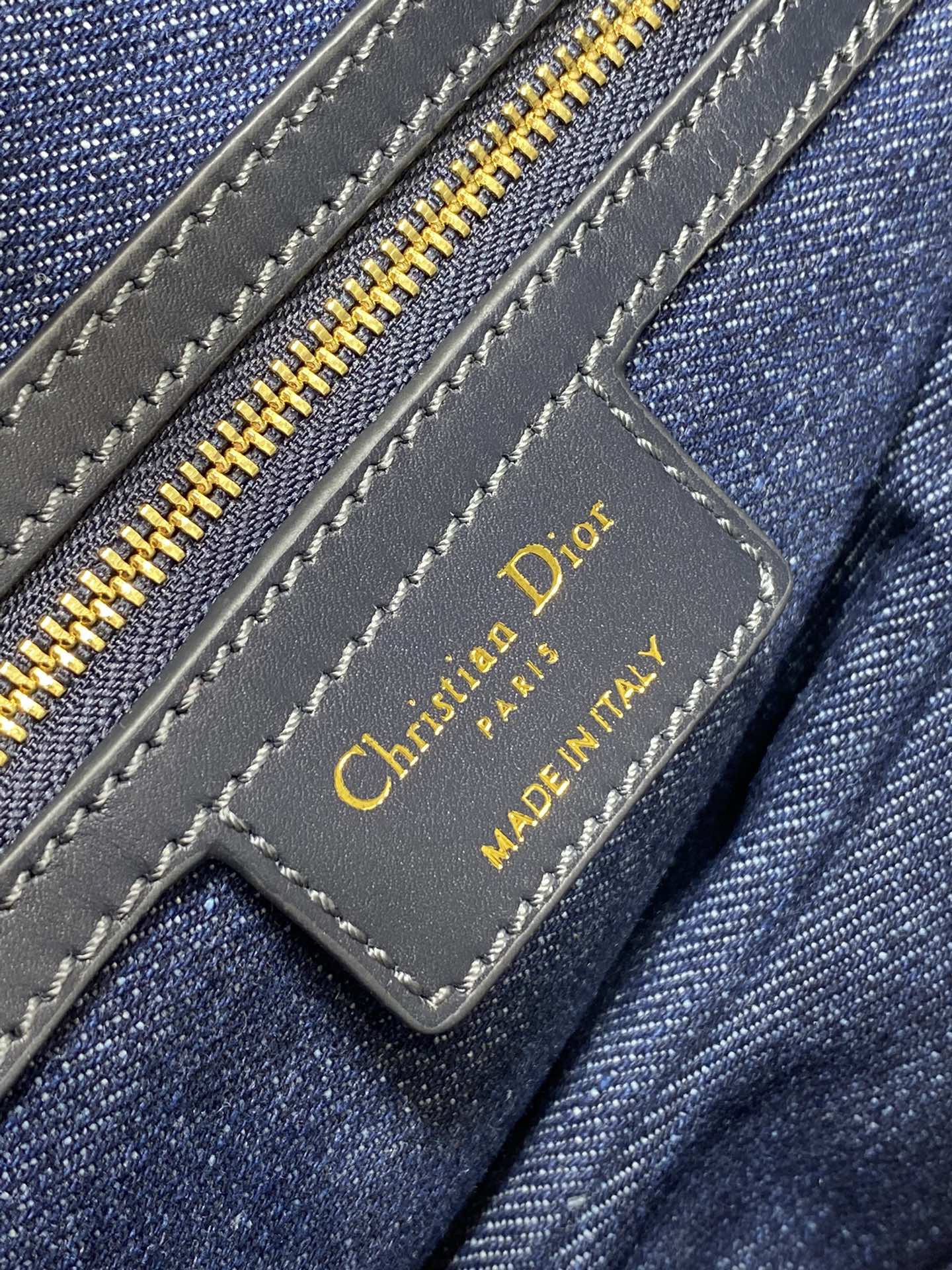 Dior Saddle Bag mit Trageriemen Women Shoulder Bags Size 25.5*20*6.5cm