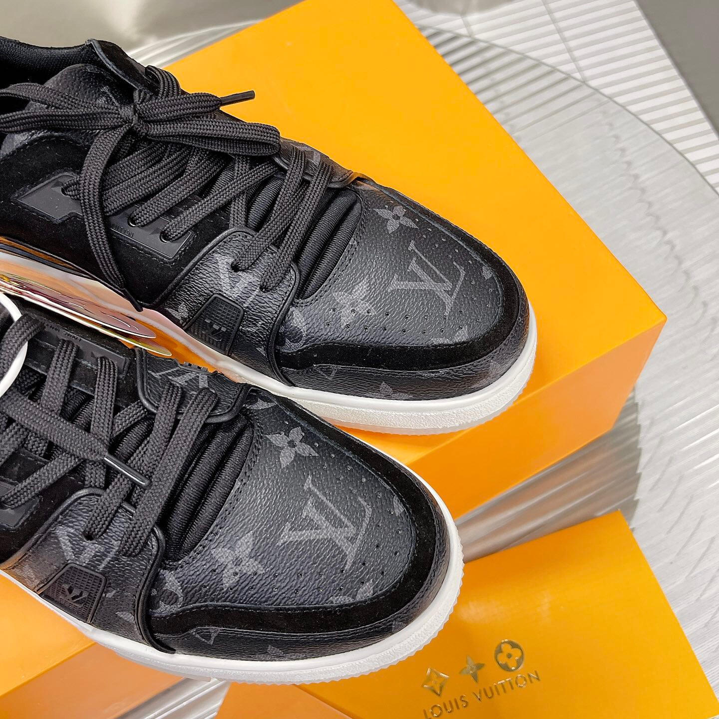 Louis Vuitton Trainer Sneaker Size 36-46