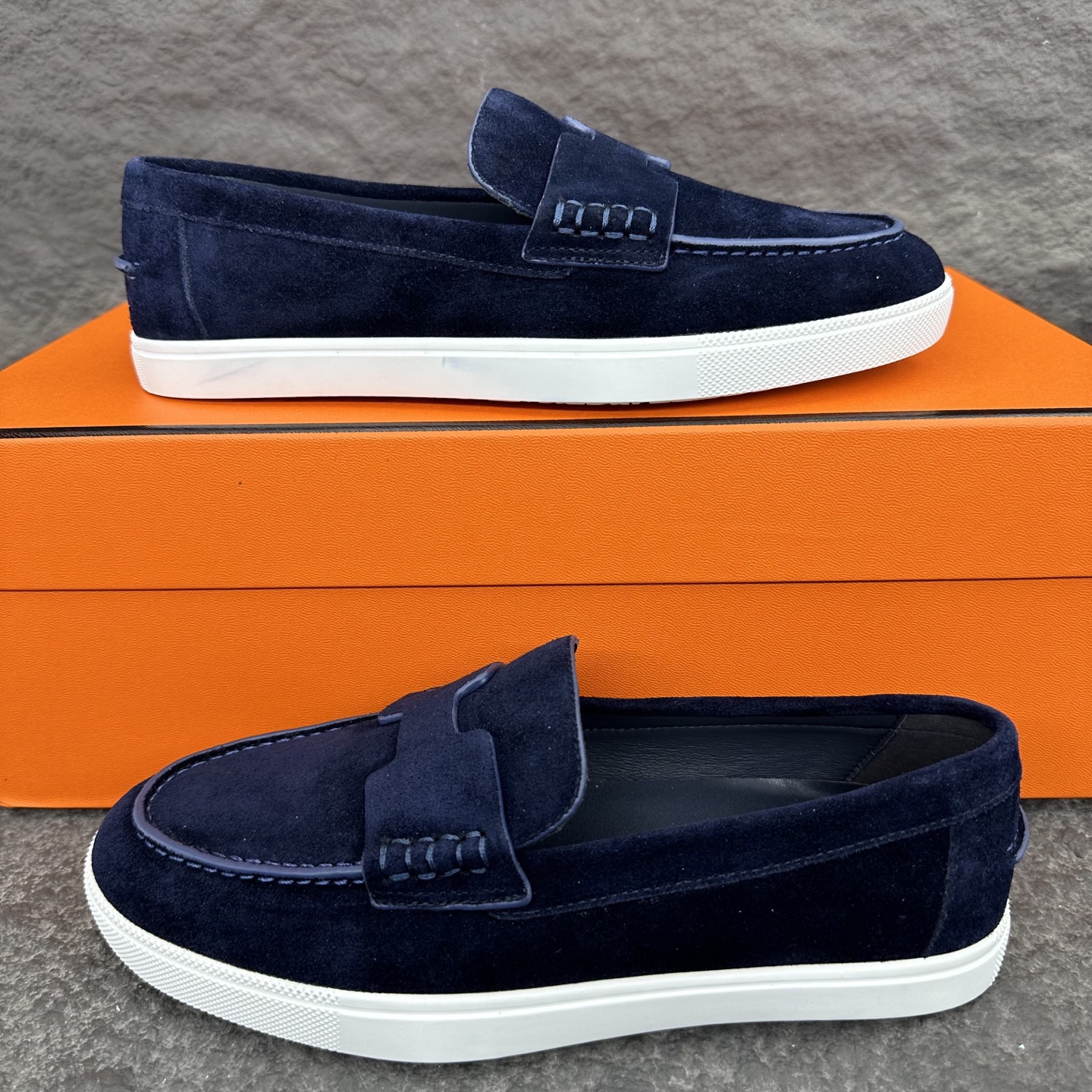 Hermes Job Unisex Loafers Size 35-46