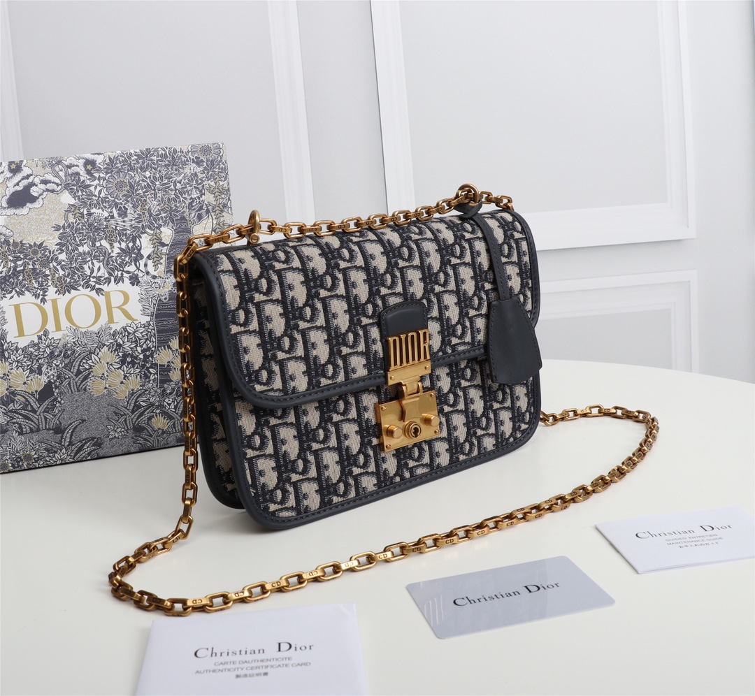 Dior Women Shoulder Bags 24cm