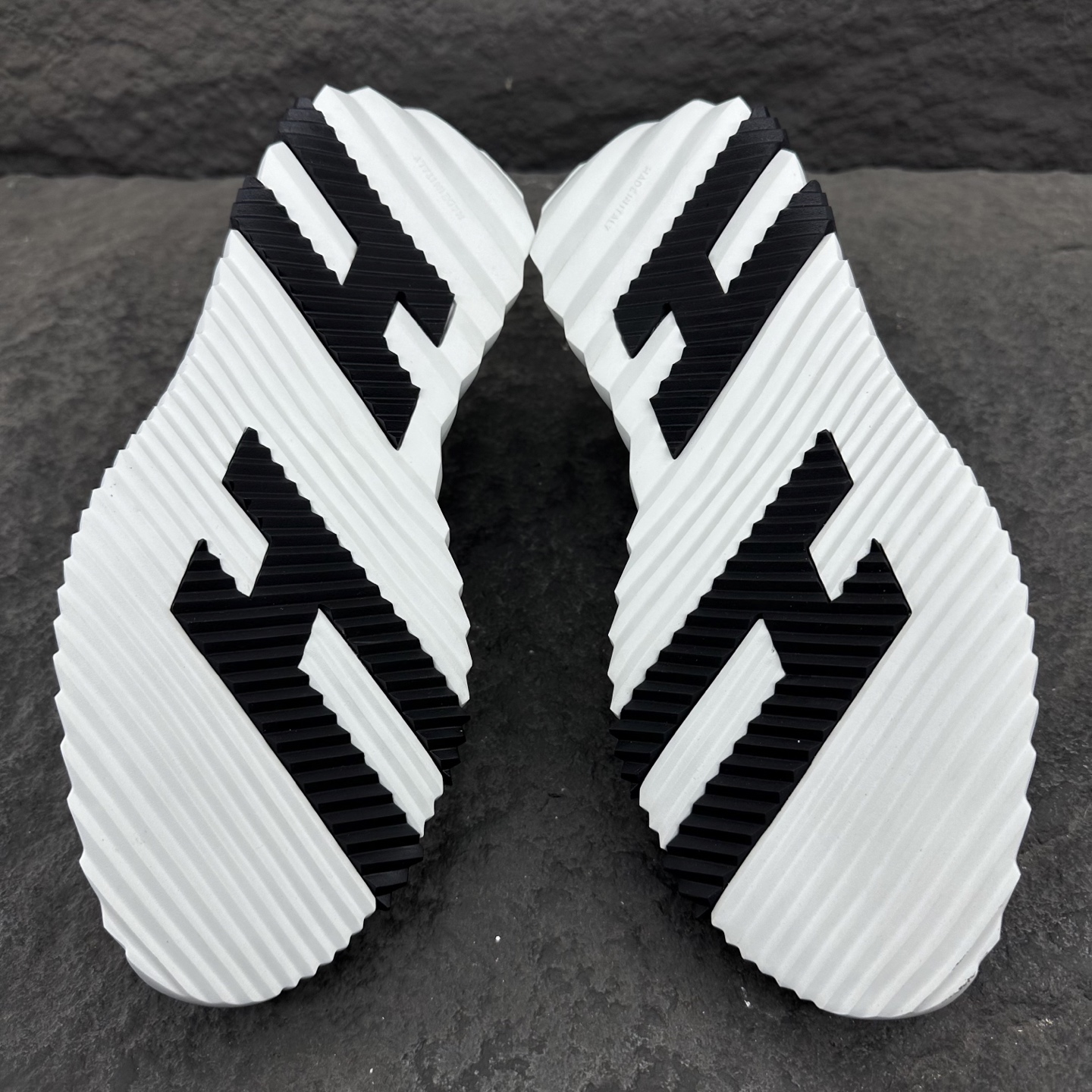 Hermes Bouncing Sneaker Size 36-46