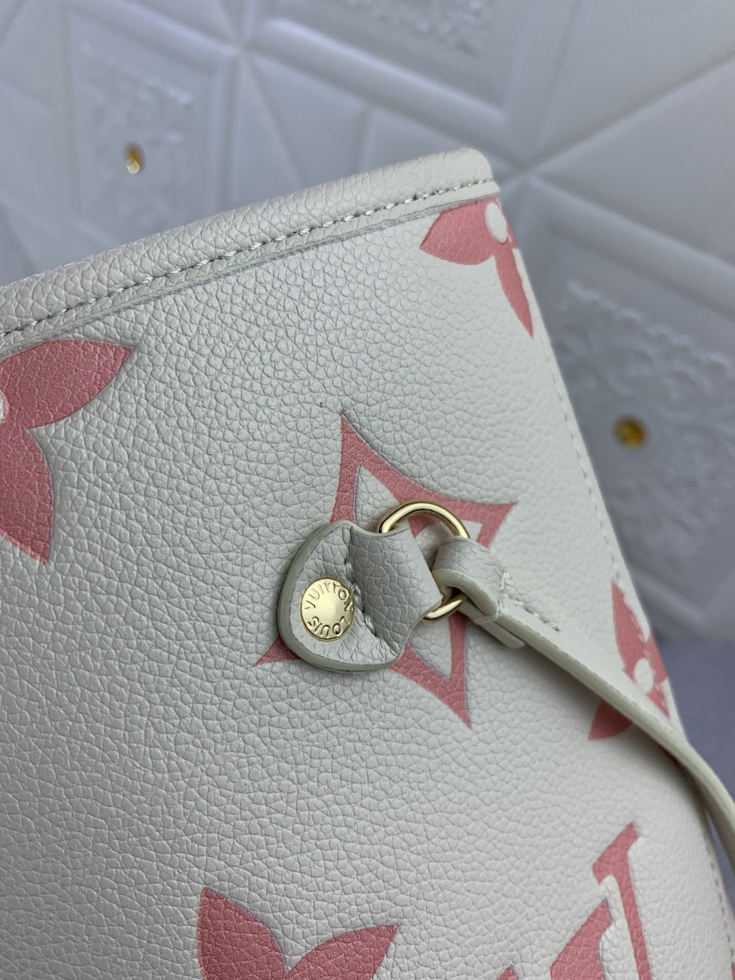 Louis Vuitton Shopping Bags 32*29*17cm