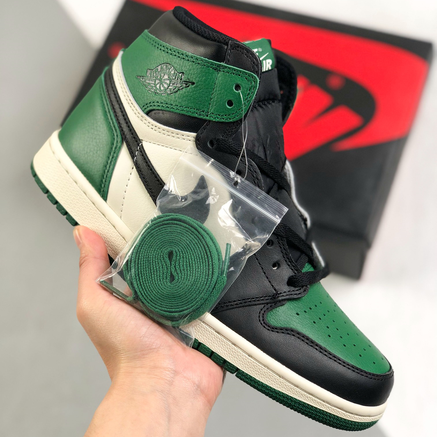 Nike Air Jordan 1 High Top Sneakers Shoes Gr. 36-46