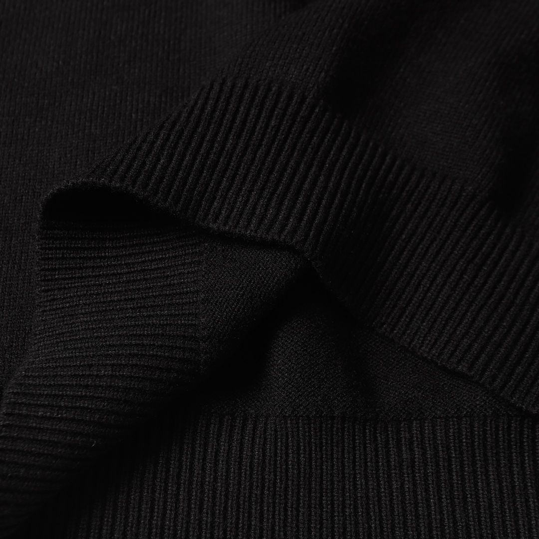 Gucci Unisex Sweatshirt Size S-XL