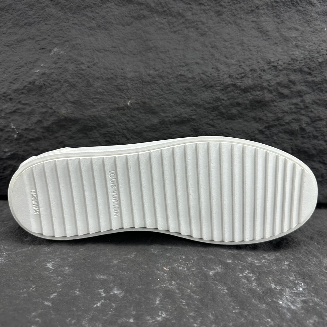 Louis Vuitton Time Out Sneaker Size 36-41