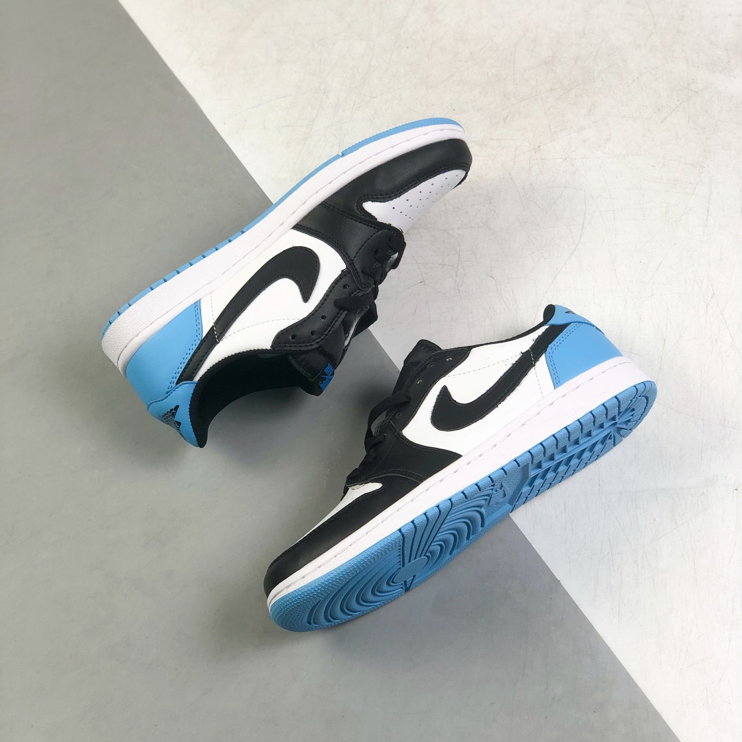 Nike Air Jordan 1 Low Top Sneakers Shoes Gr. 36-46