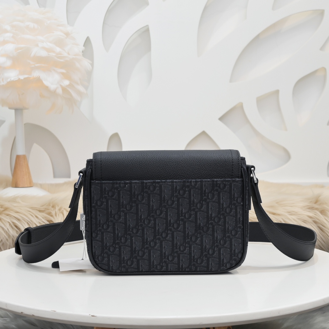 Dior Mens Shoulder Bags 23*18*6cm