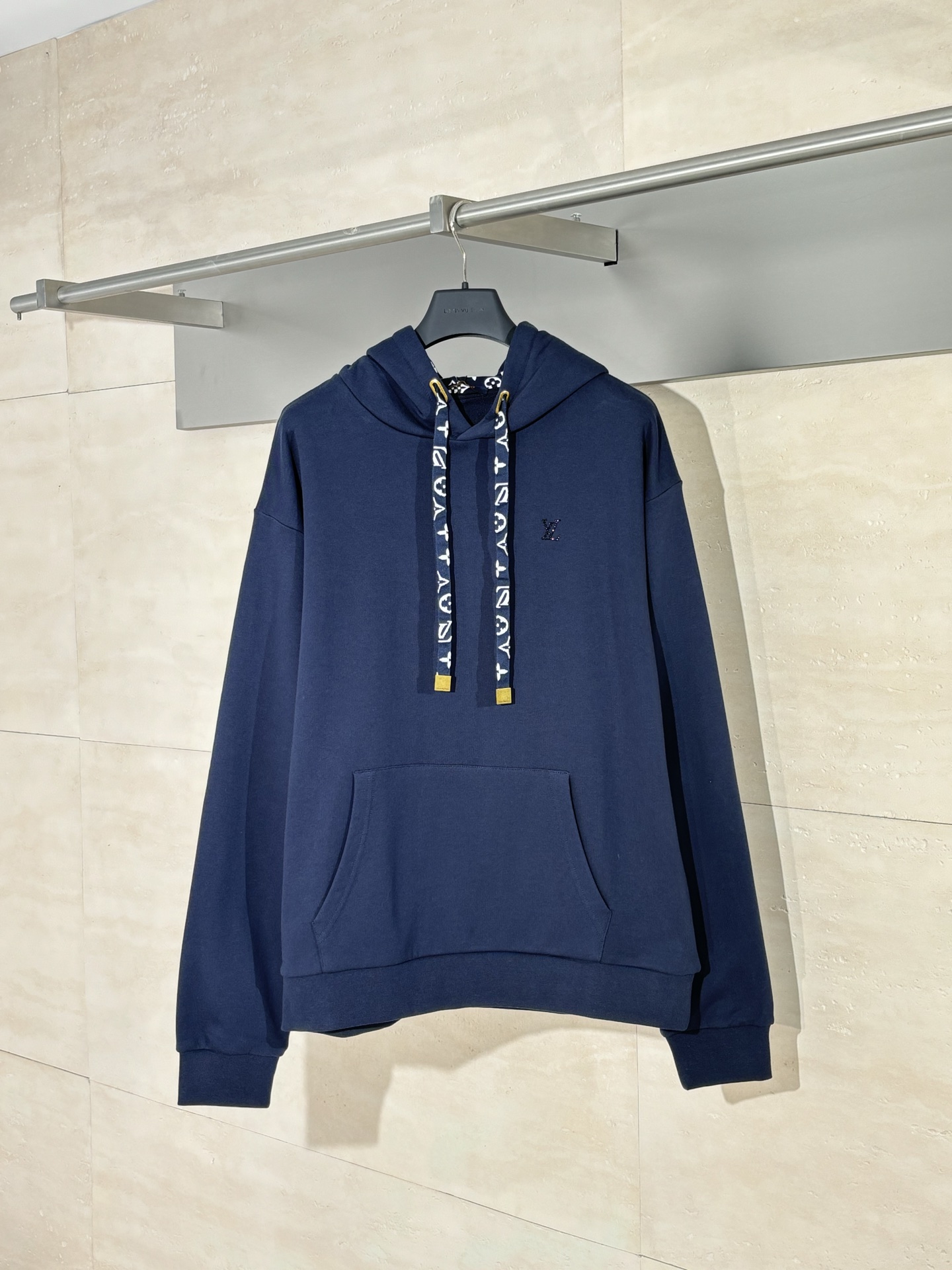 Louis Vuitton Unisex Sweatshirt Size S-XL