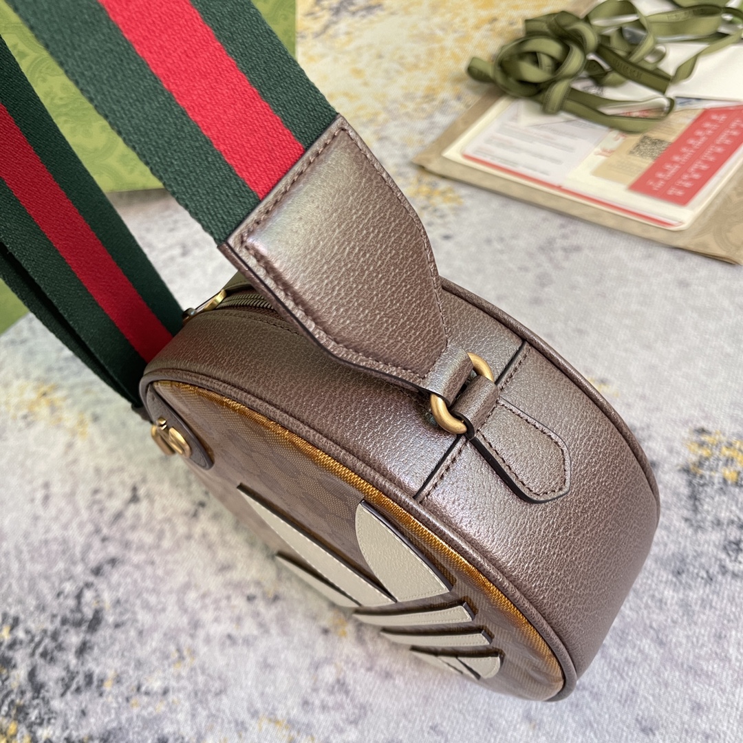 Gucci x Adidas Women Shoulder Bags 22*22*7cm