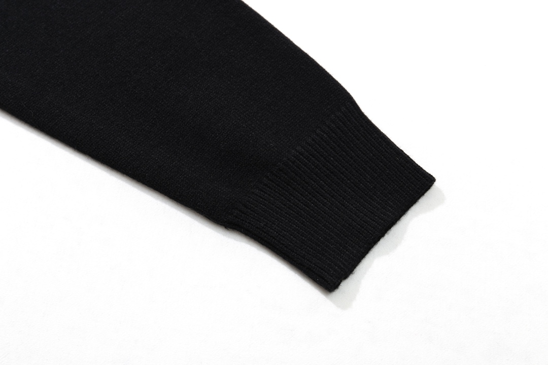 Louis Vuitton Unisex Sweatshirt Size S-XL