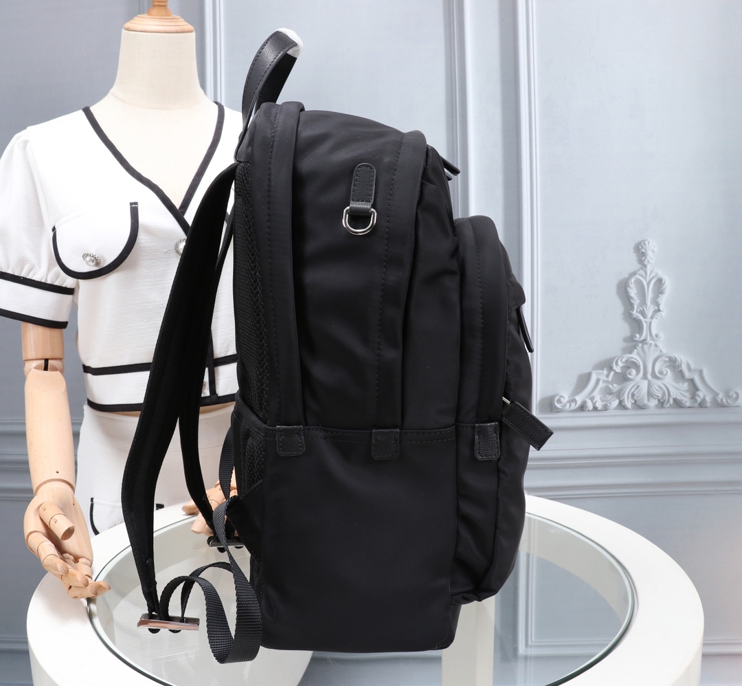 Prada Mens Backpack Bags Rucksack 43.5*31*20cm