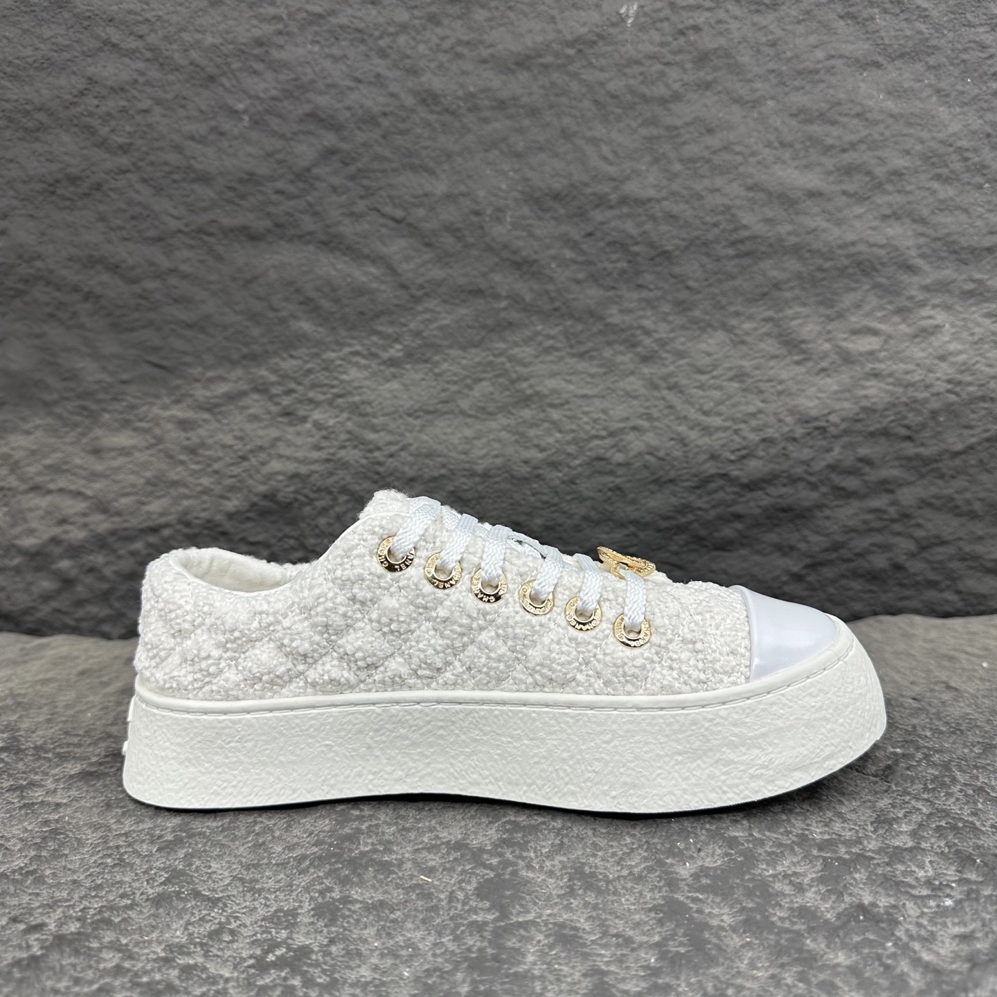 Chanel 2025ss Women Sneaker Size 35-40