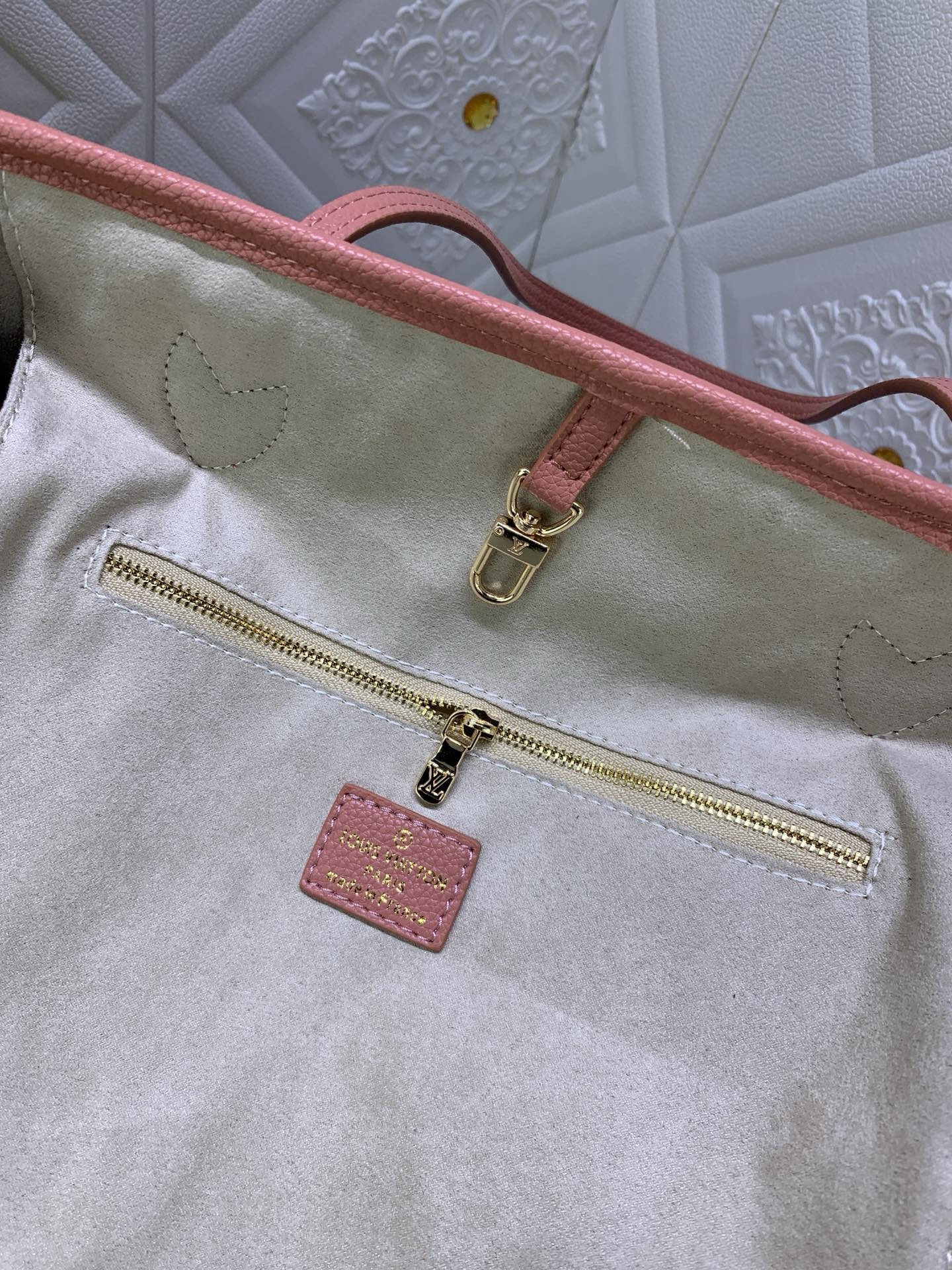 Louis Vuitton Shopping Bags 32*29*17cm