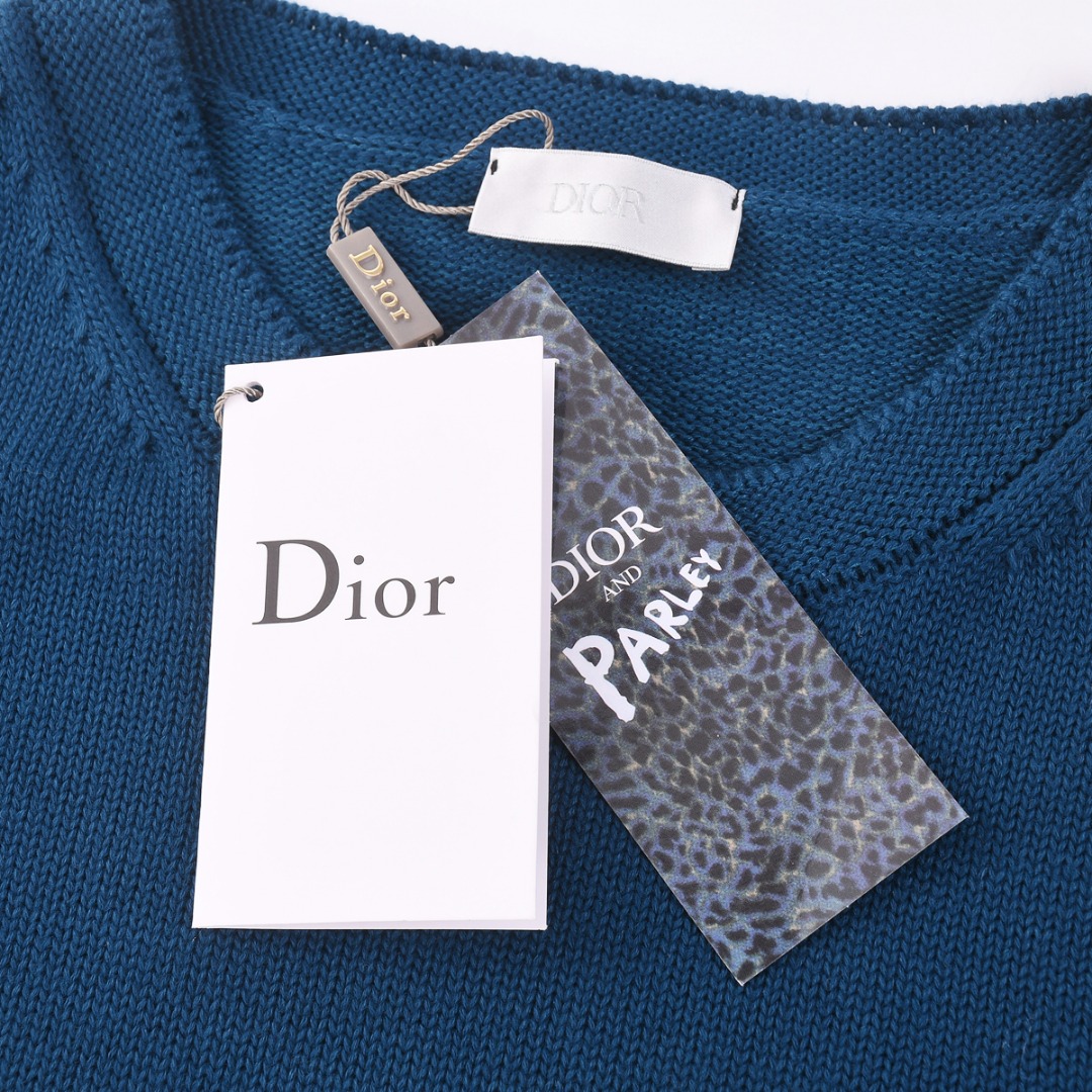 Dior Unisex Sweatshirt Size S-XL