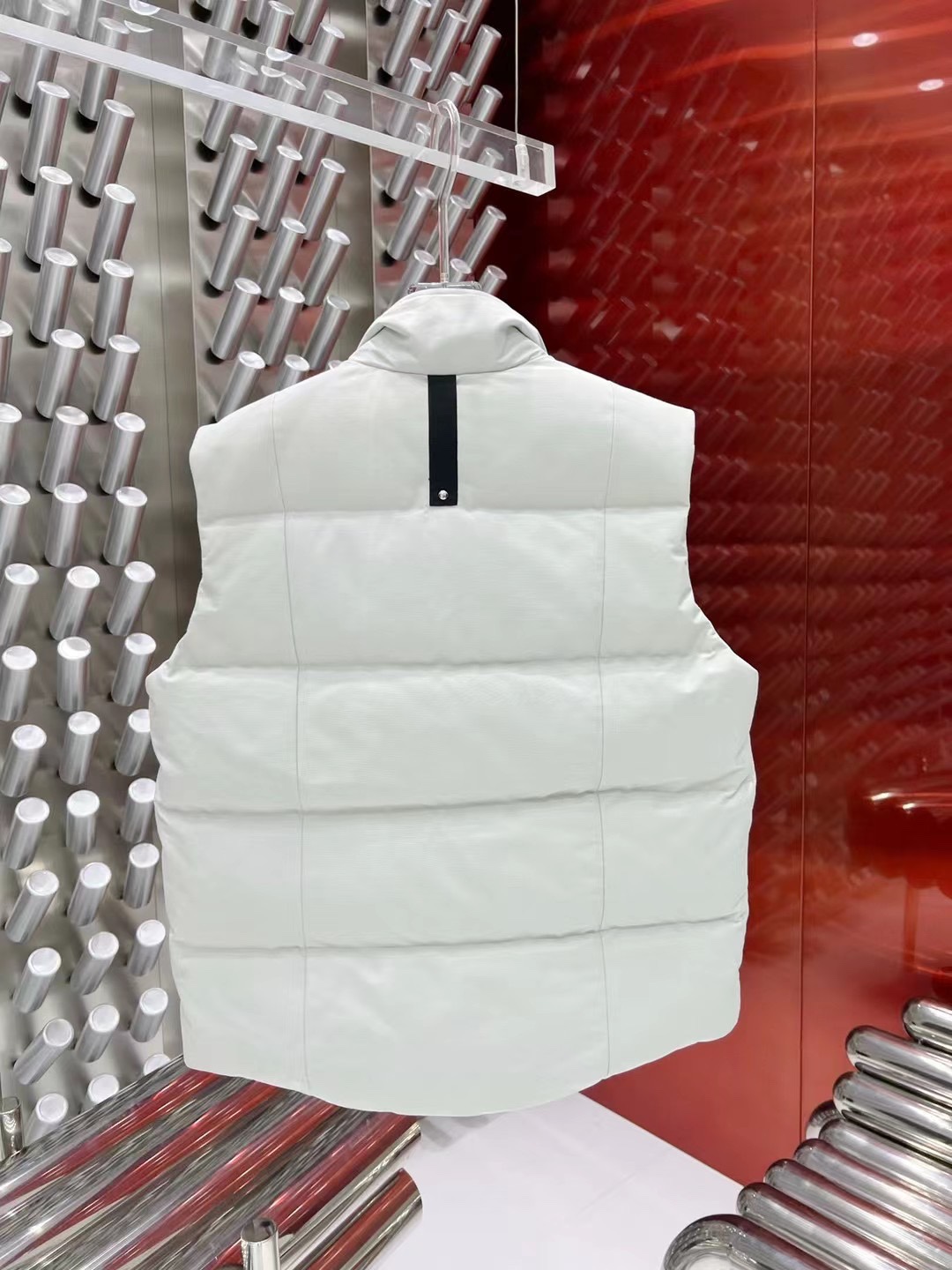 Moose Knuckles Vest-WD Unisex Winter Vest Size S-XXL