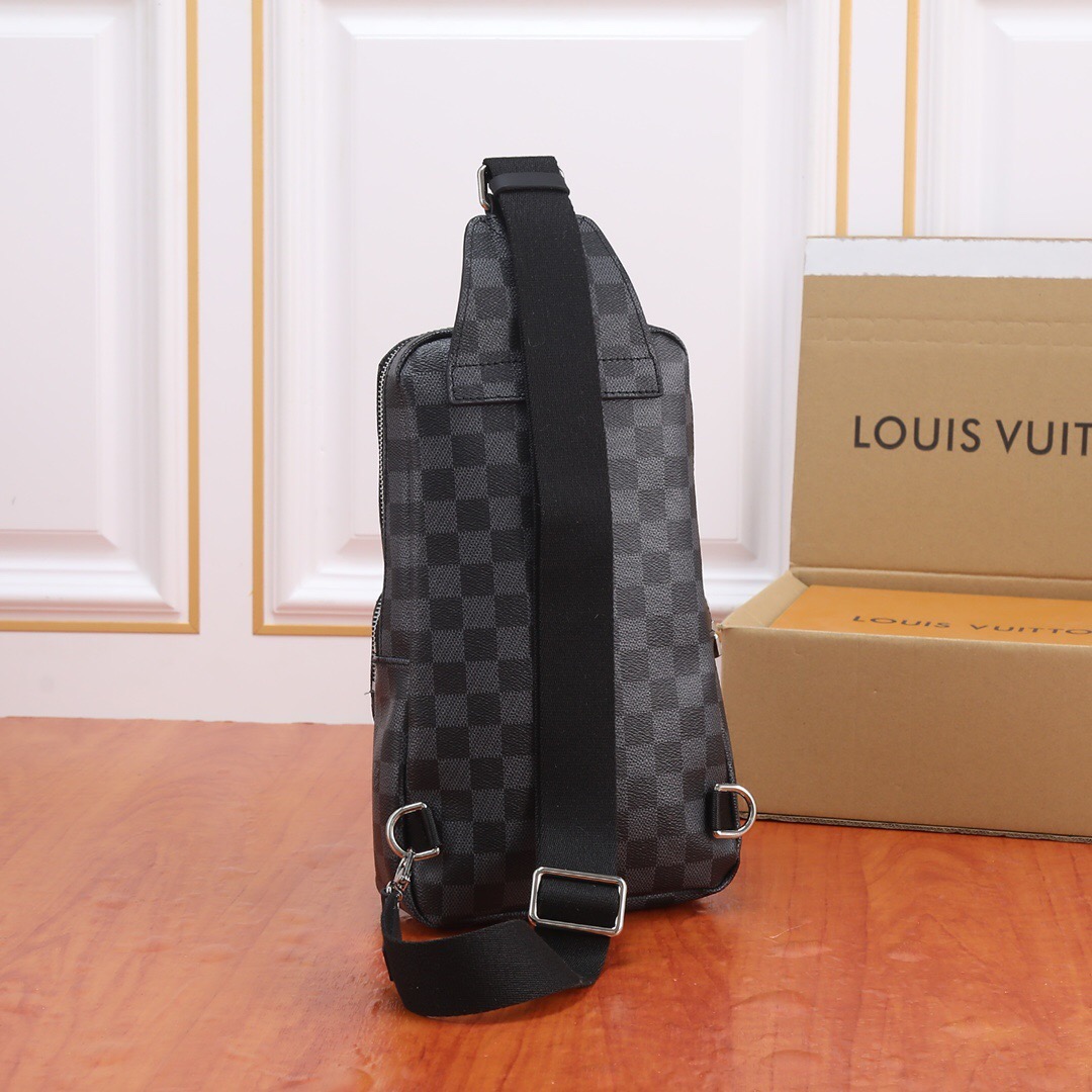 Louis Vuitton N41719 avenue Mens Shoulder Bags Size 20*31*10cm