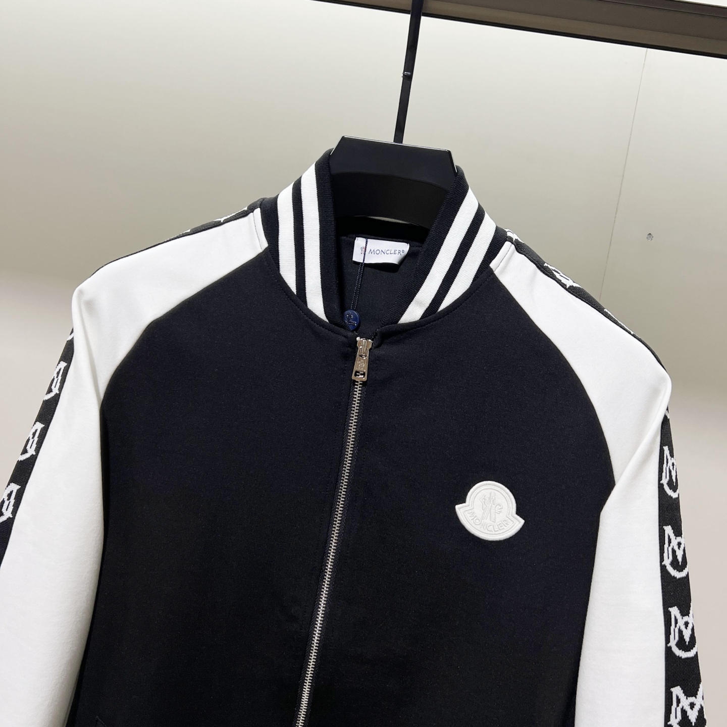 Moncler Unisex Jacket Size S-XXL