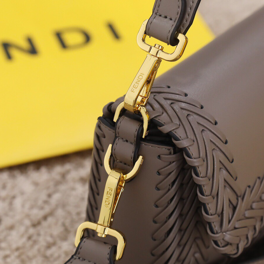 Fendi New Women Shoulder Bags 27*6*15cm