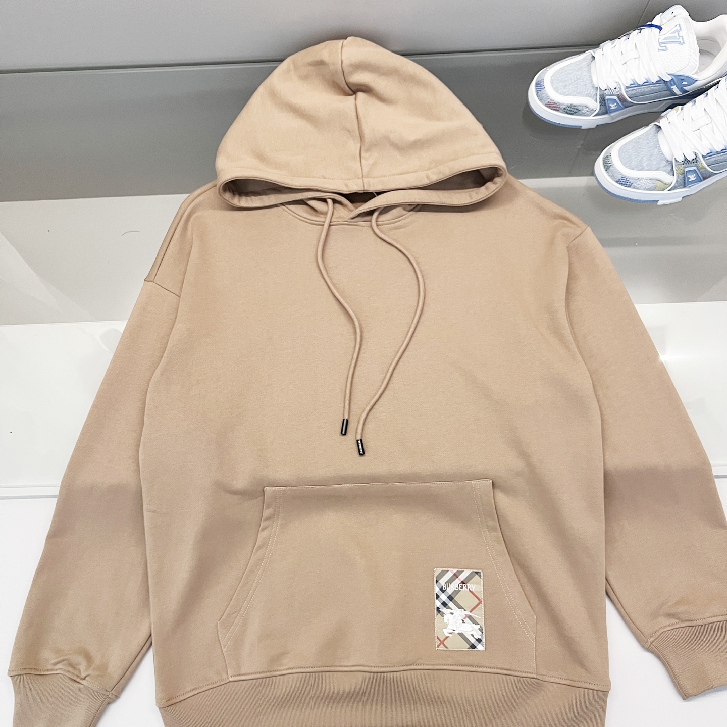 Burberry Unisex Sweatshirt Size S-XL