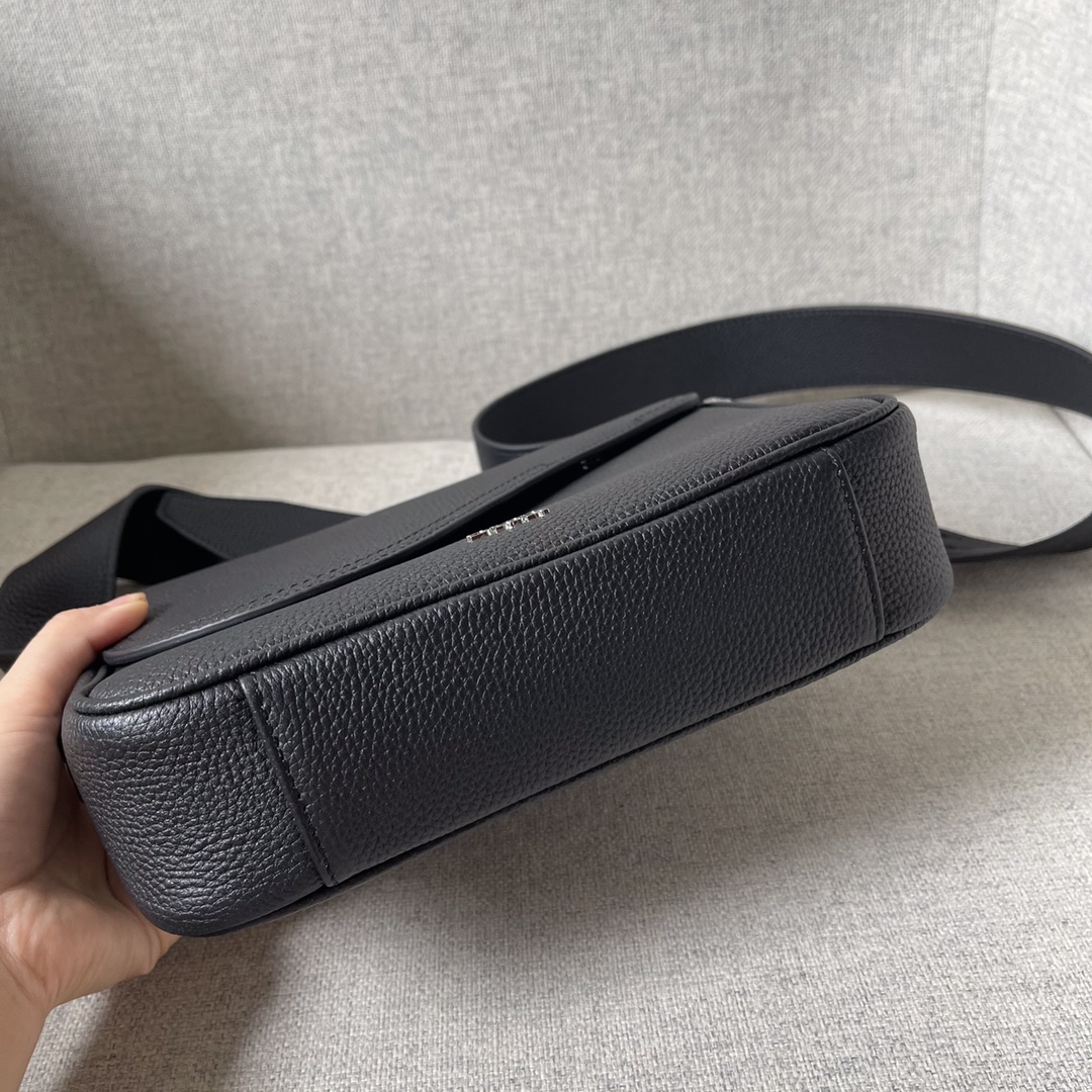 Dior Mens Shoulder Bags 23*18*6cm