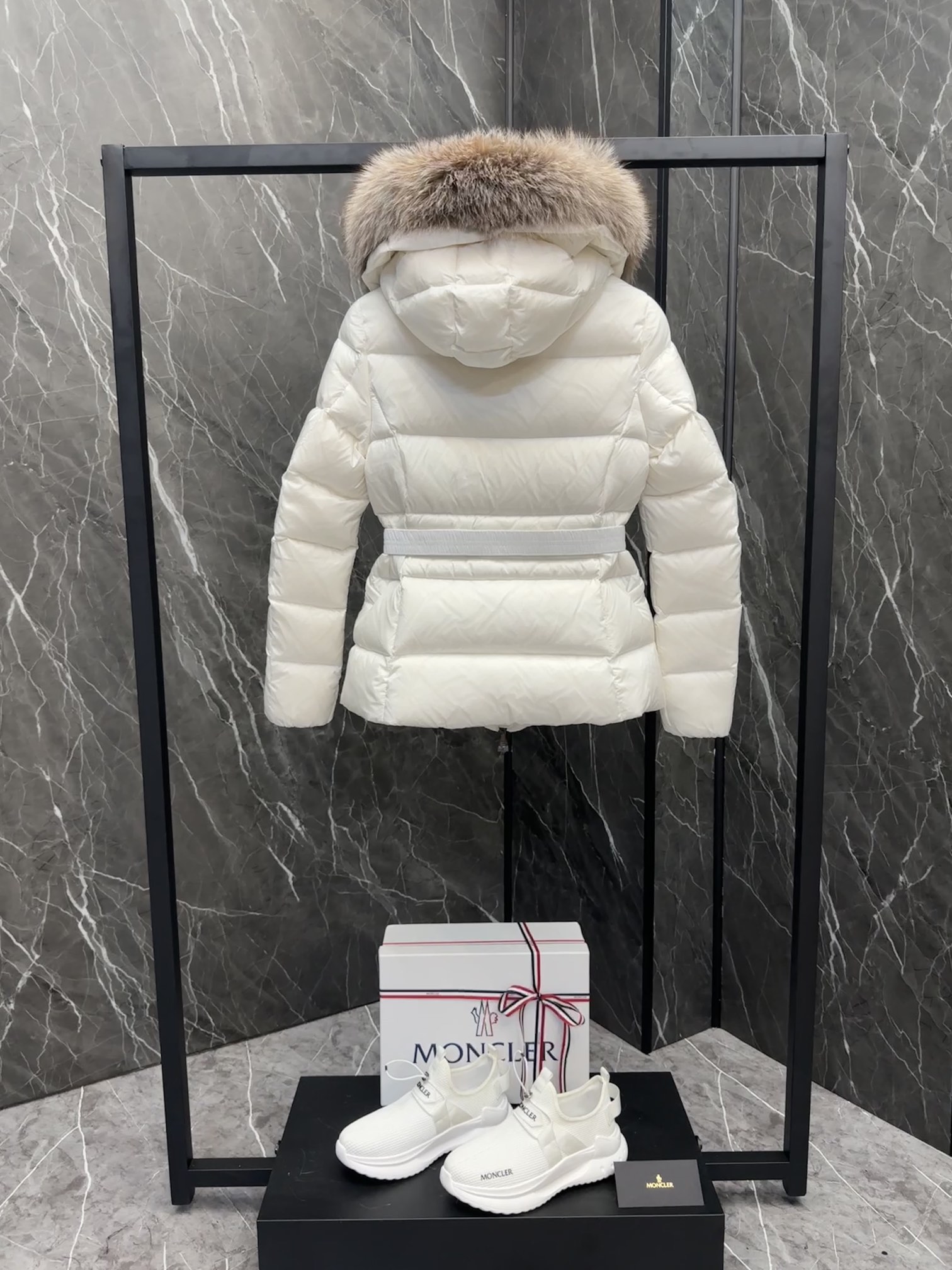 Moncler Boed Women Down Jacket Size S-XL