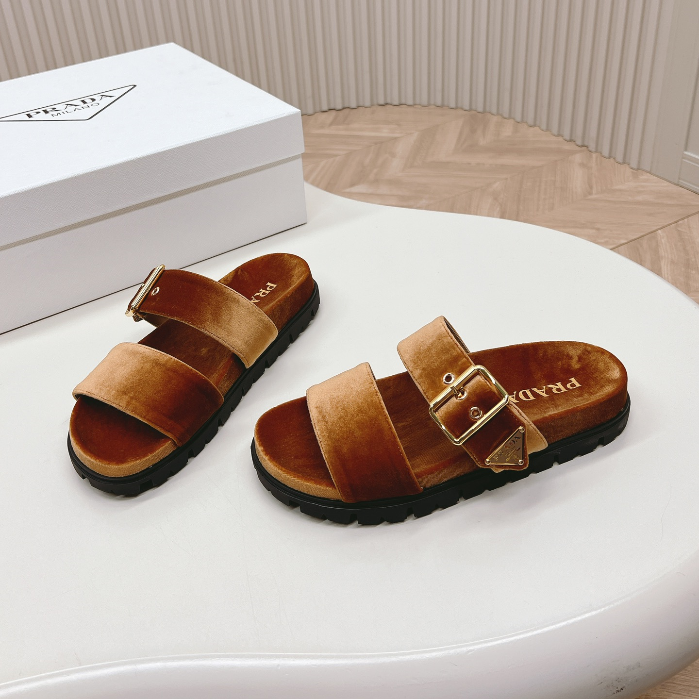 Prada 2024ss Slippers Size 36-40