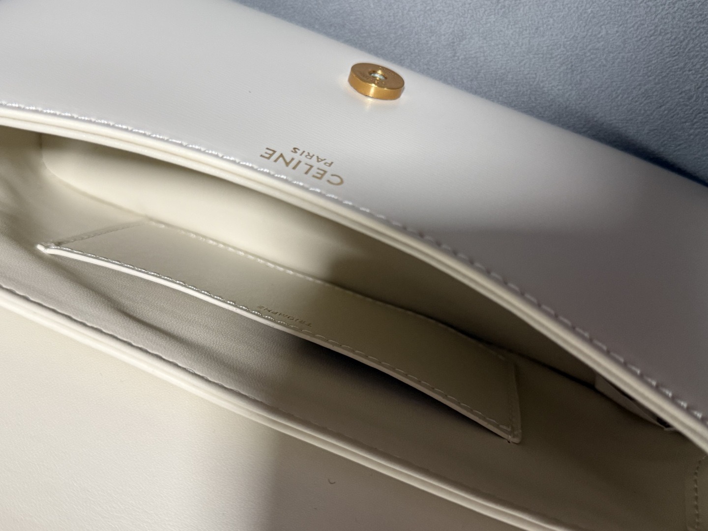 Celine 25ss Lulu Women Shoulder Bags Size 24*11.5*8cm