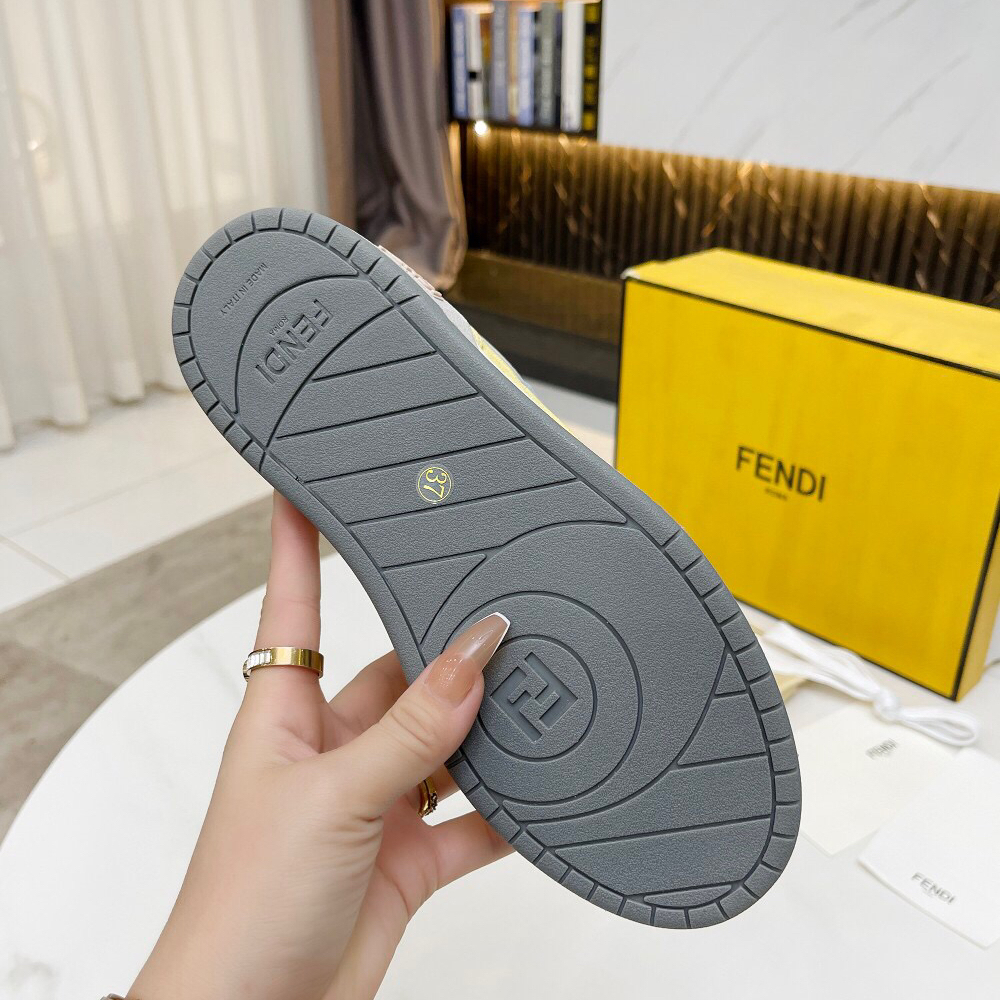 Fendi Women Sneaker Size 40