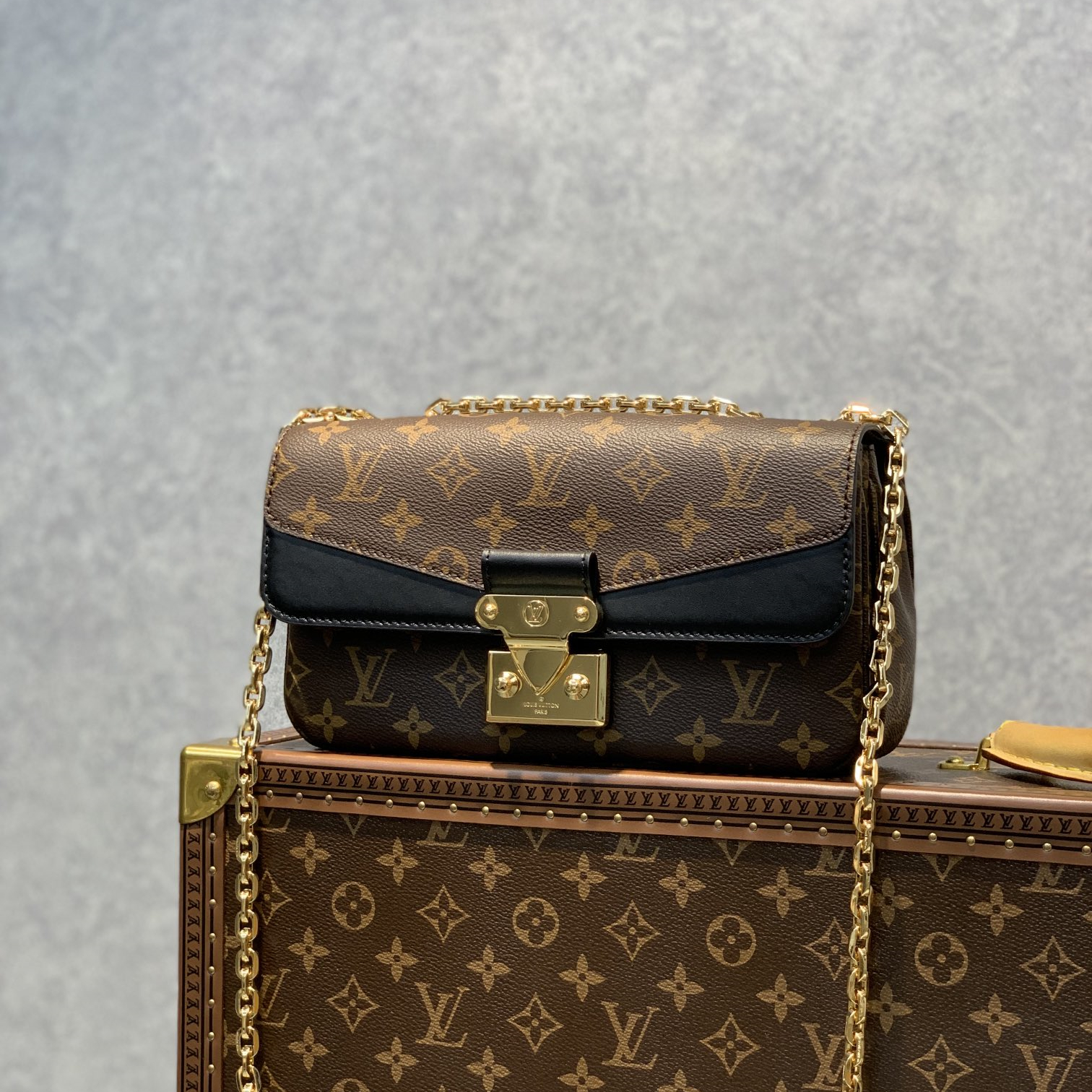 Louis Vuitton M46126 Marceau Women Shoulder Bags Size 24.5*15*6.5cm