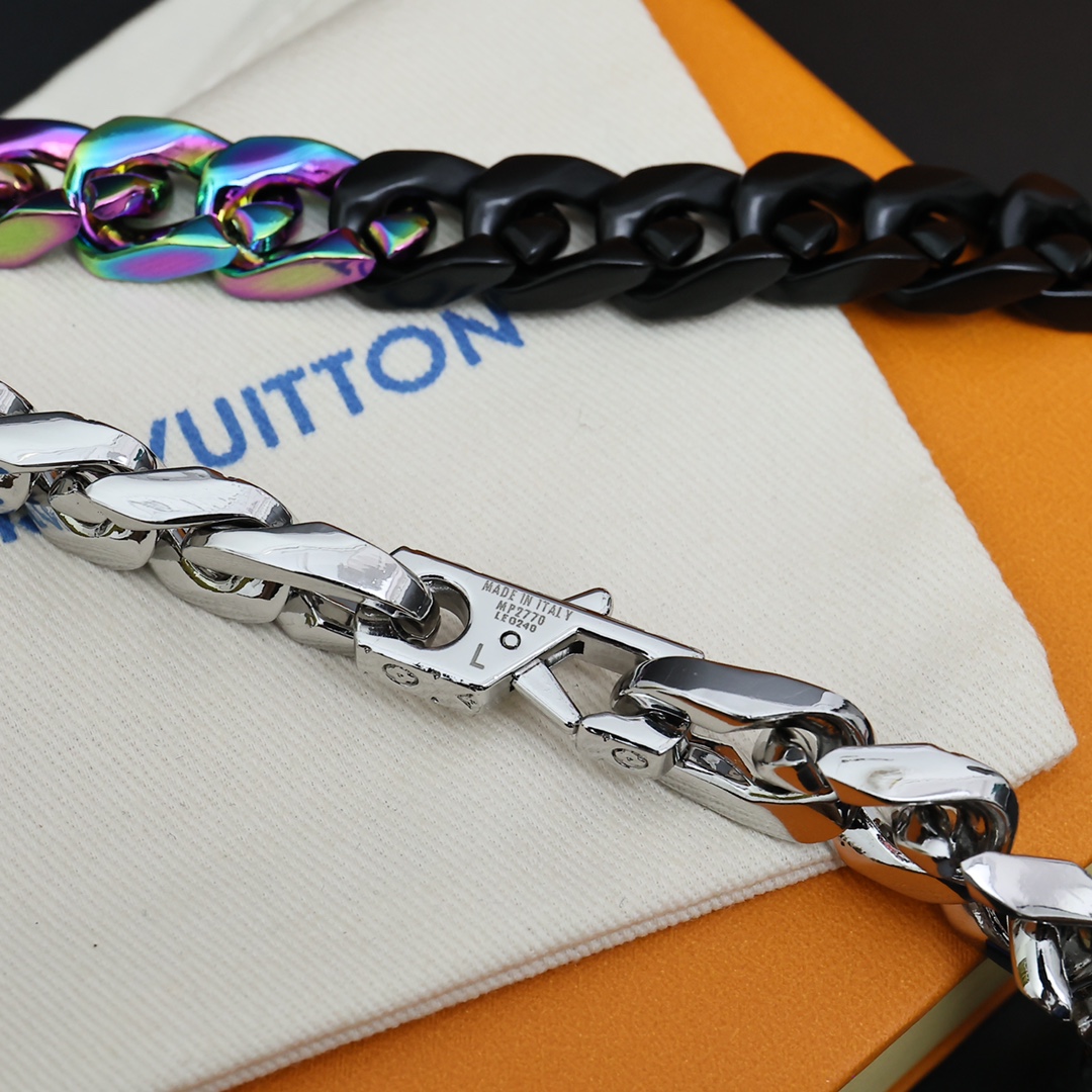 Louis Vuitton Necklace
