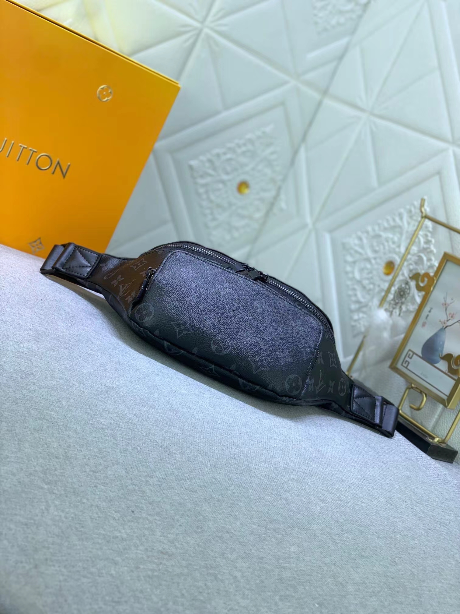 Louis Vuitton Rush Monogram Shadow Mens Shoulder Bags Size 30*15*8cm