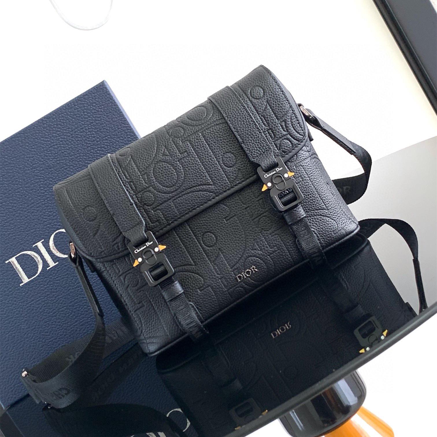 Dior Gravity Mens Shoulder Bags Size 24*18*8cm