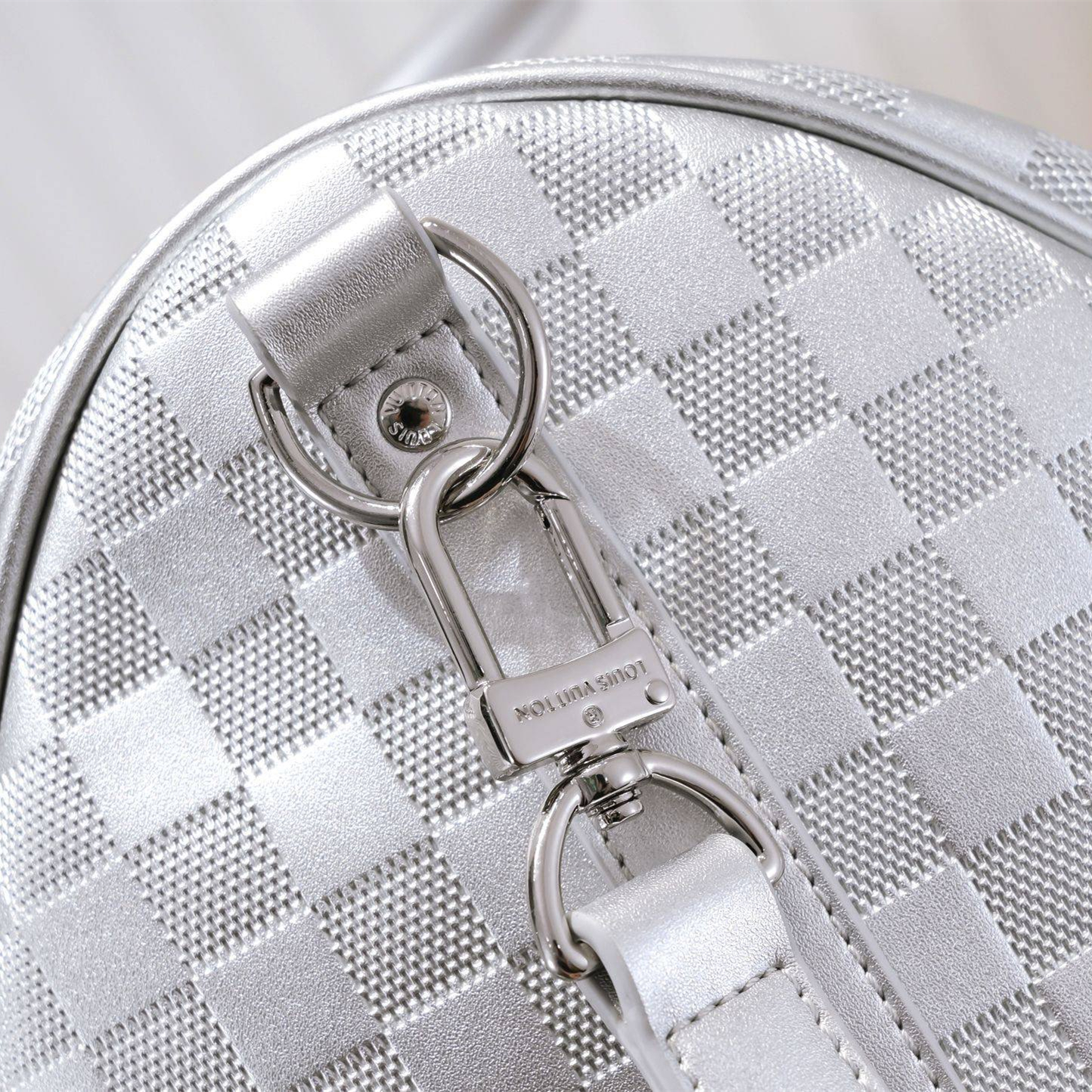 Louis Vuitton Keepall Travel Bags Size 50*29*23cm