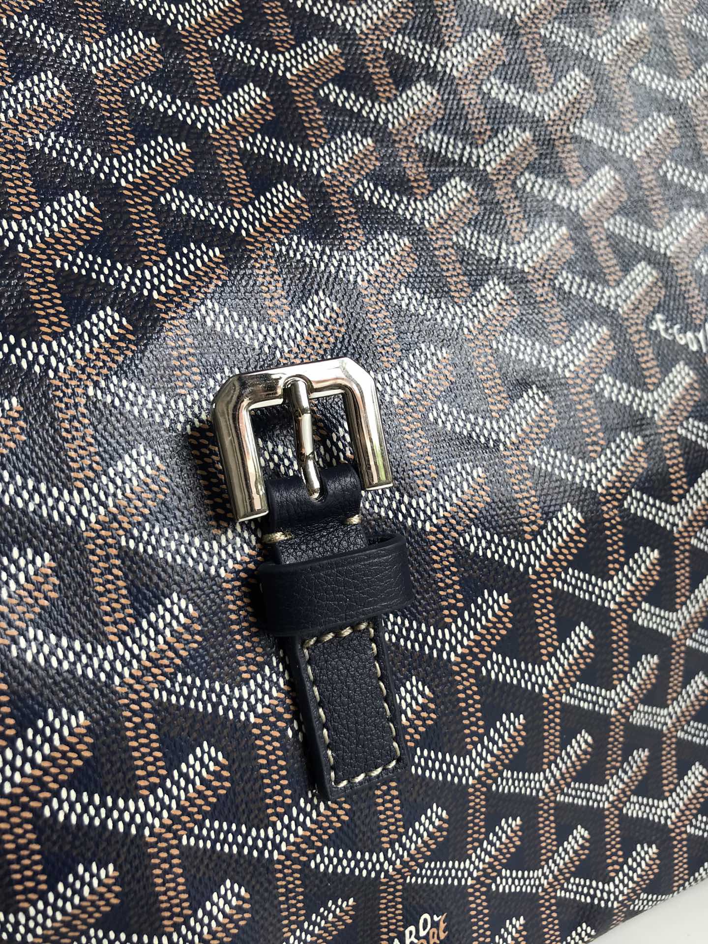 Goyard Citadin Mens Shoulder Bags Size 35*26*7.5cm