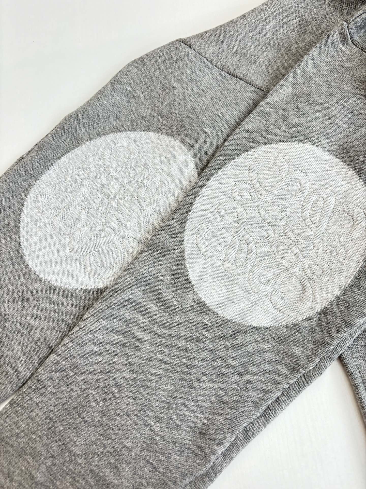 Loewe Unisex Sweatshirt Size S-XL