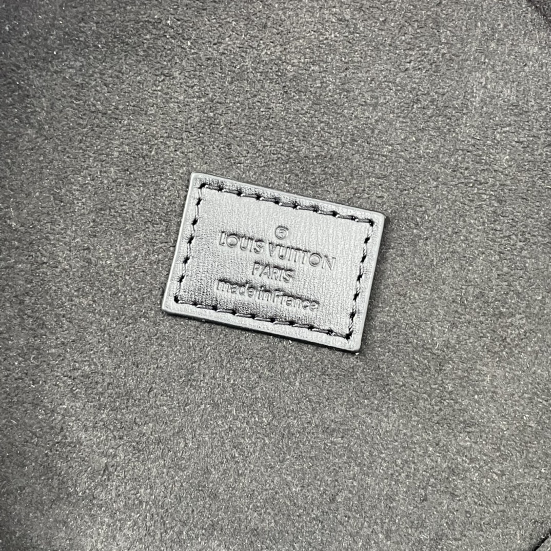 Louis Vuitton M43986 Cannes Women Shoulder Bags Size 15*15*17cm