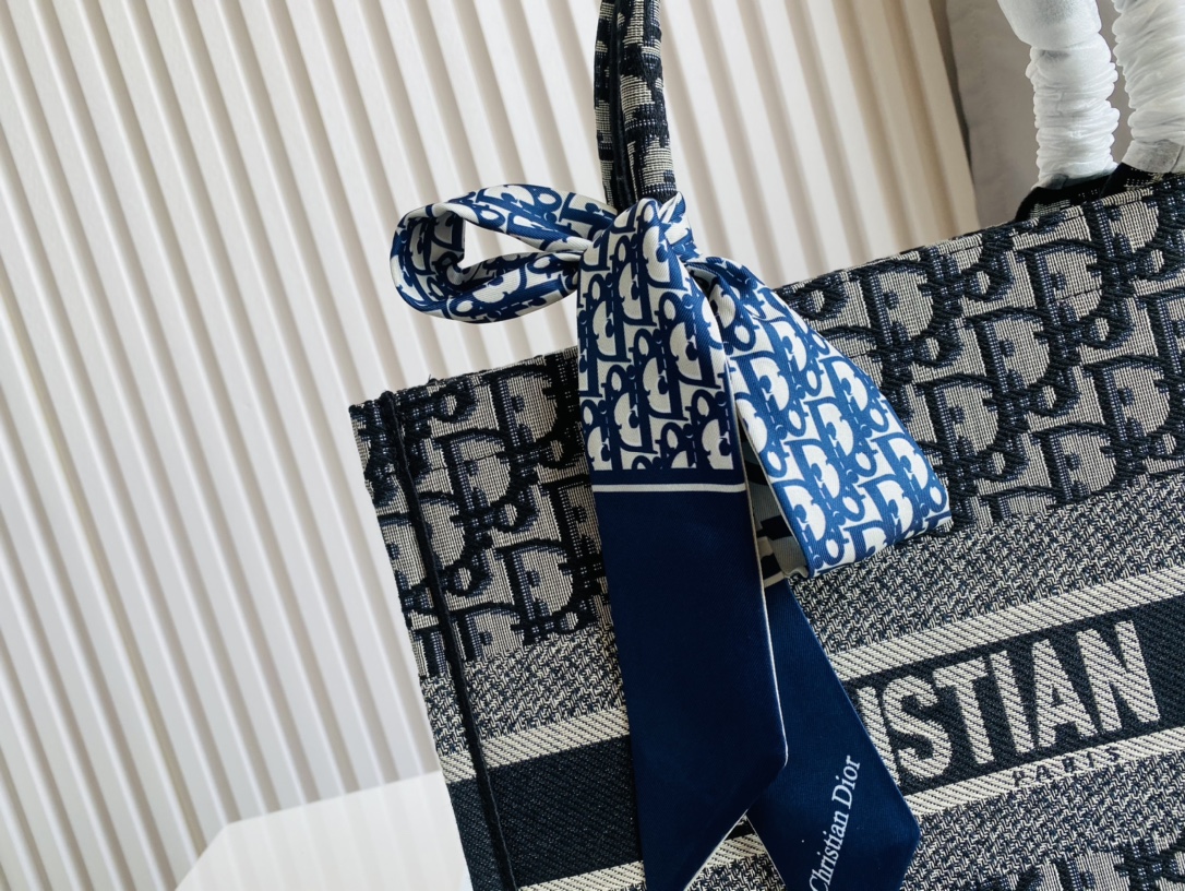 Dior Tote Women Shopping Bags 2-Size