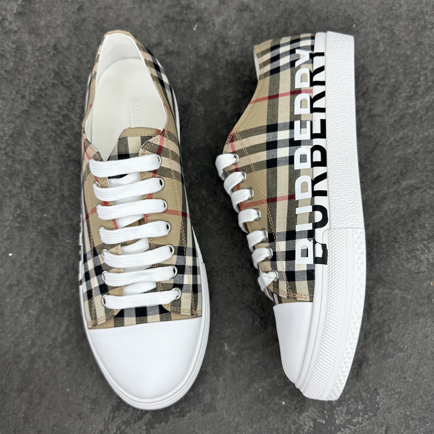 Burberry Sneaker Size 36-46