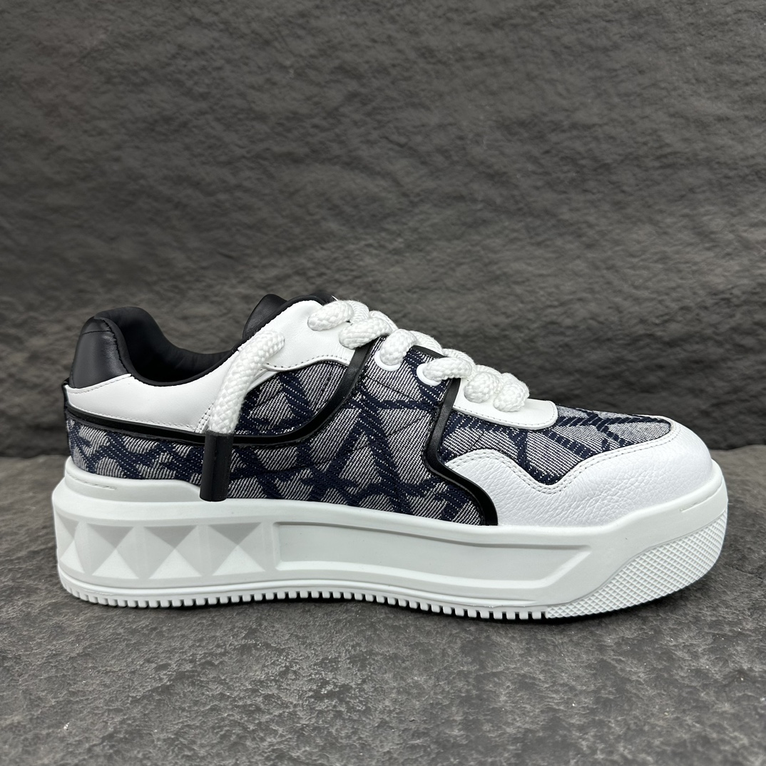 Valentino One Stud XL Sneaker Size 36-46