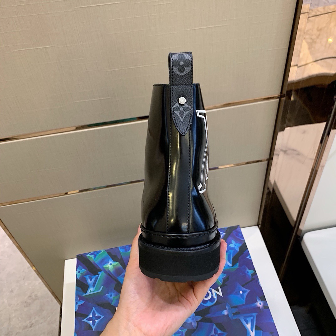 Louis Vuitton Mens New Boots Size 40-45