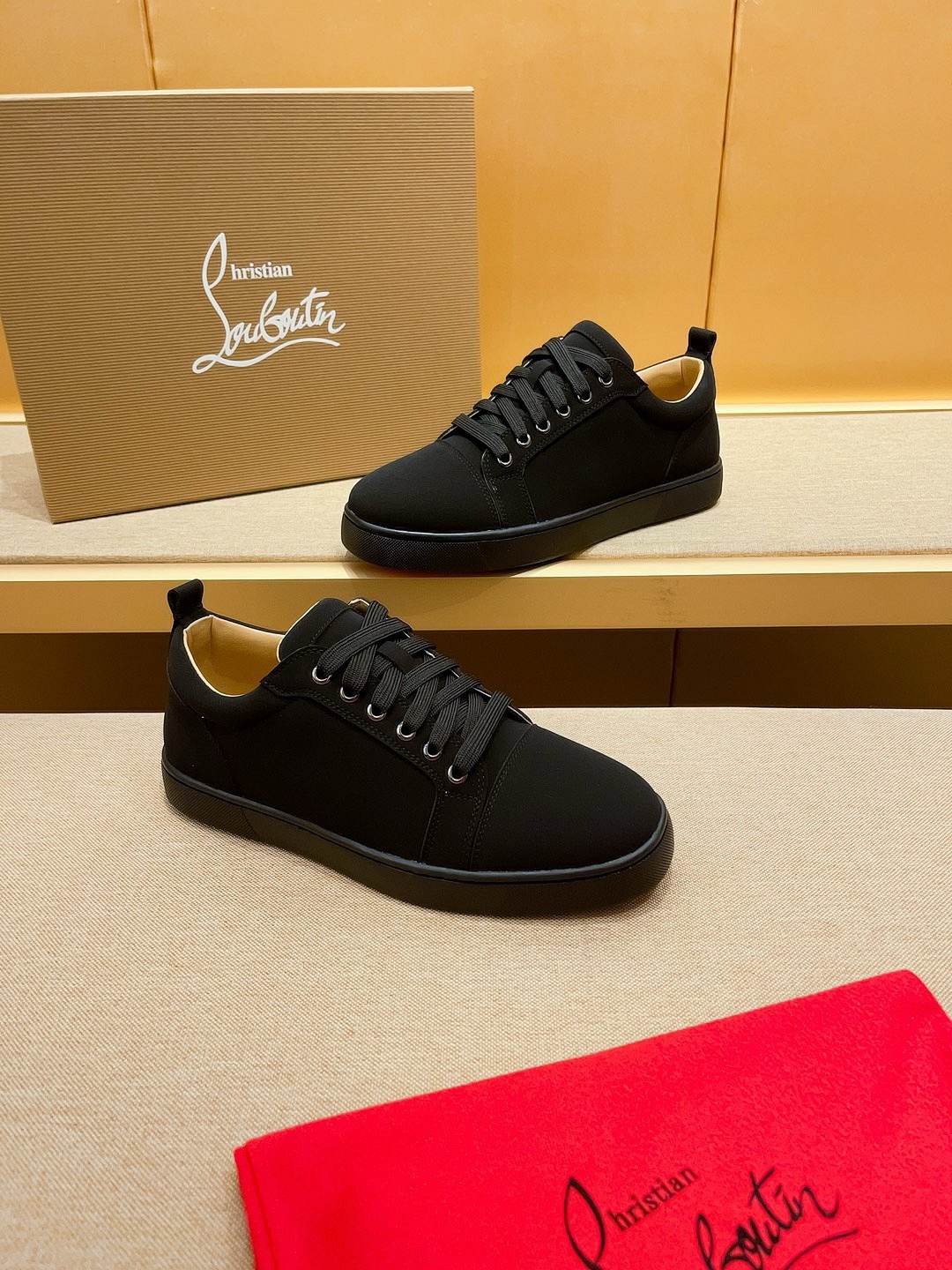 Christian Louboutin Sneaker Size 36-46