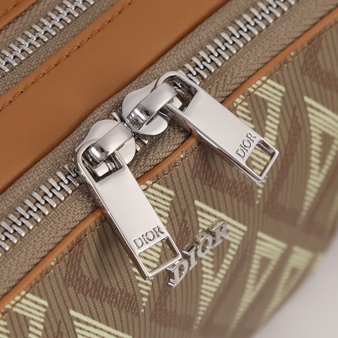 Dior 2022SS Oblique Mens Shoulder Bags 17*12*6cm