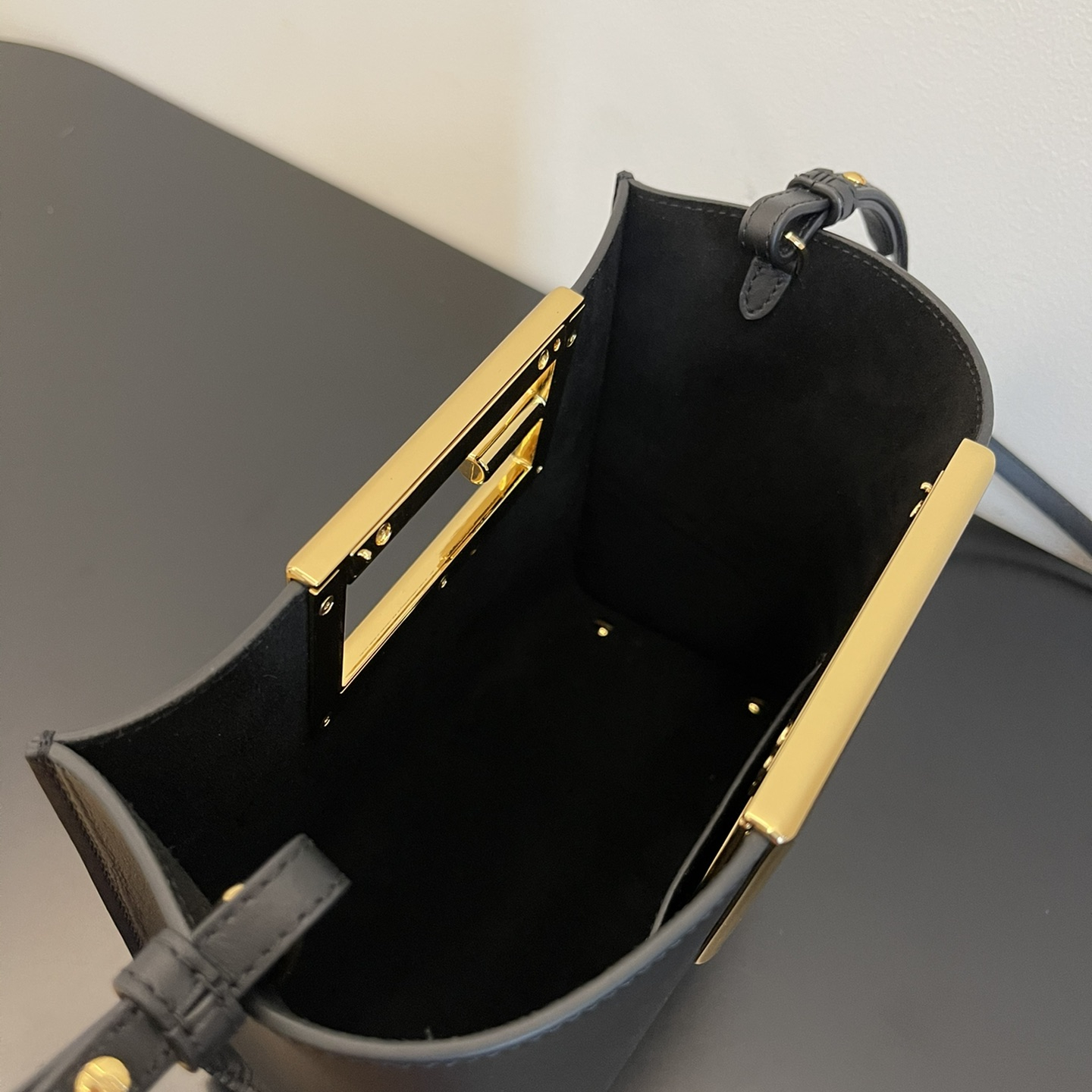 Fendi New Women Shoulder Bags 20*17*9cm