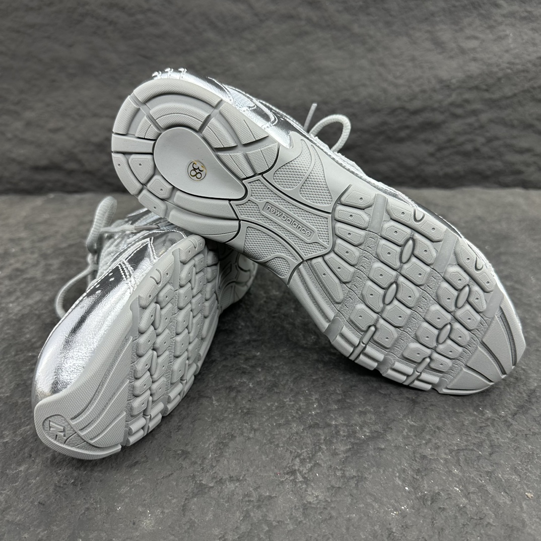 MiuMiu x New Balance Sneaker Size 35-46