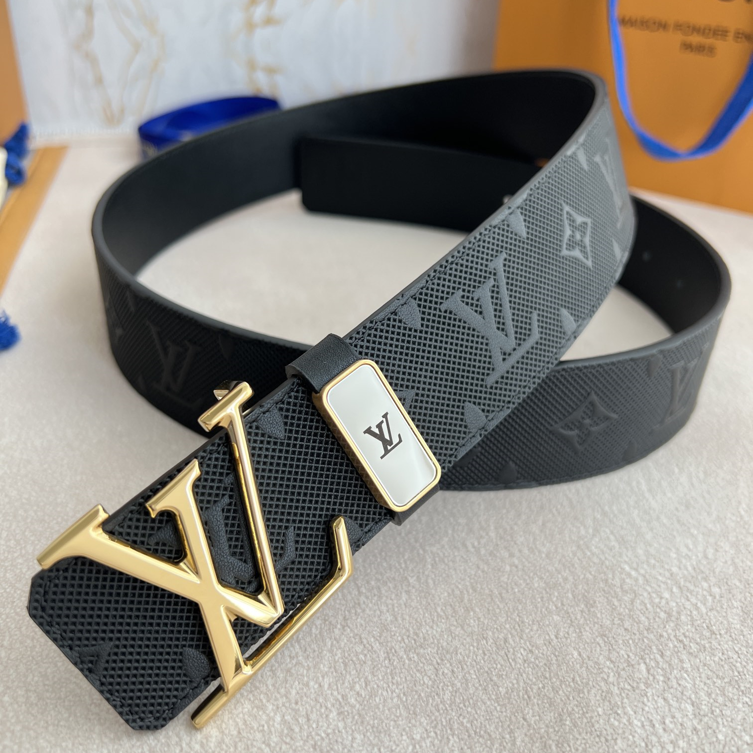 Louis Vuitton Mens Belt Width 3.8cm