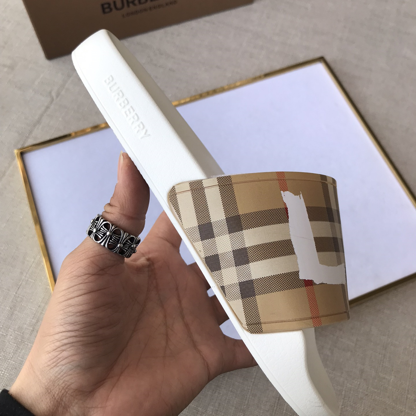 Burberry Mens Women Sandals Gr. 36-46