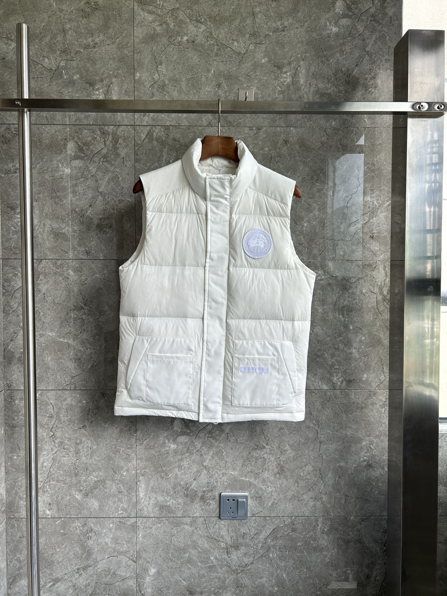 Canada Goose Paradigm Freestyle Vest-WD Men Winter Vest Size XS-XXL