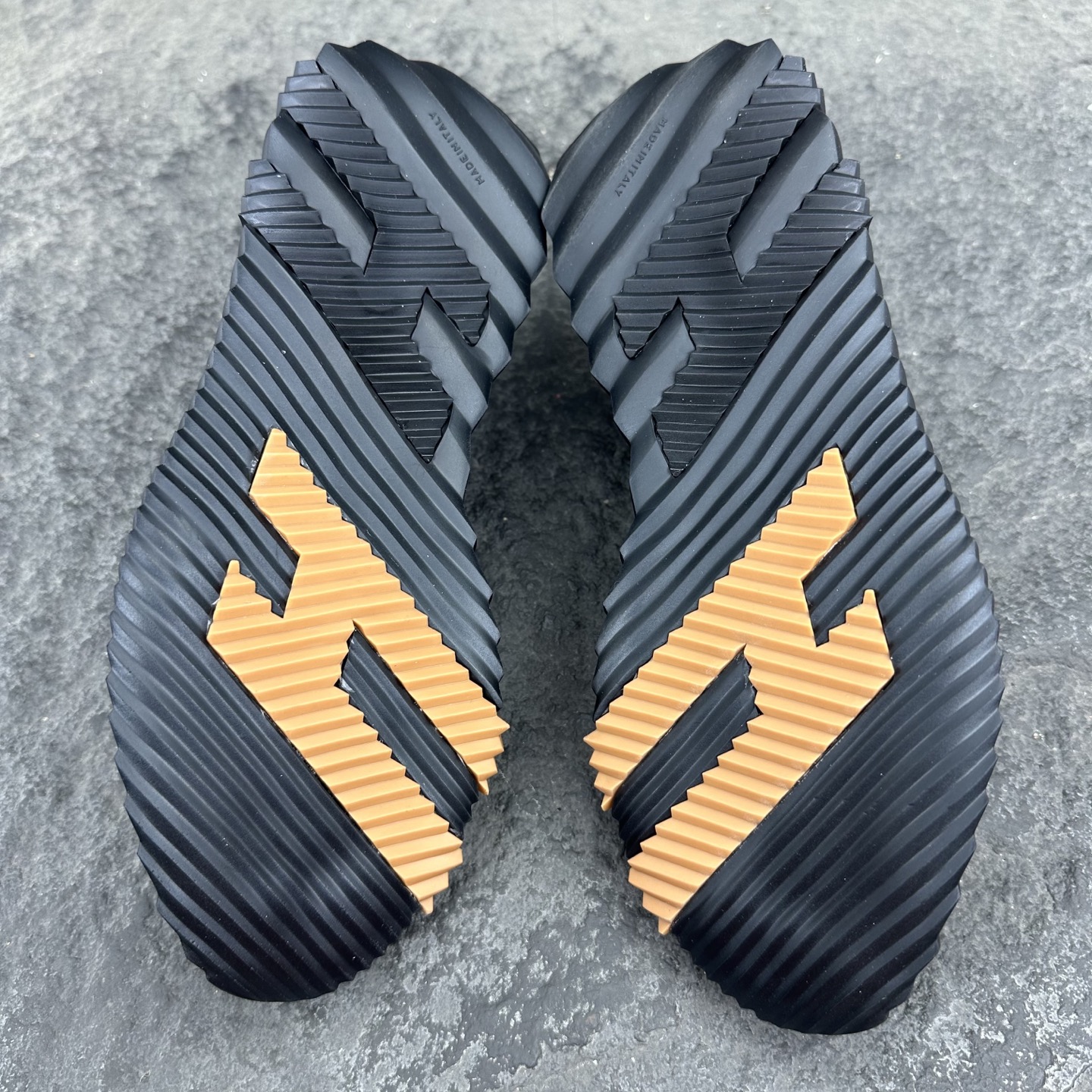 Hermes Bouncing Sneaker Size 40-46